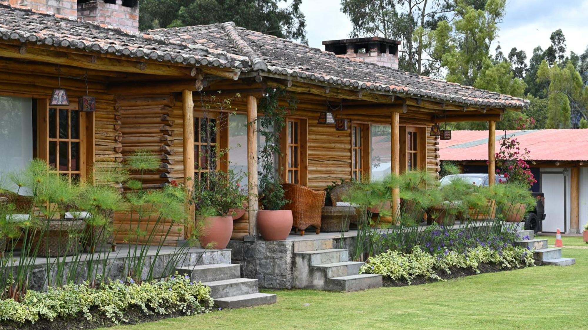 Hosteria Cabanas Del Lago Otavalo Ngoại thất bức ảnh